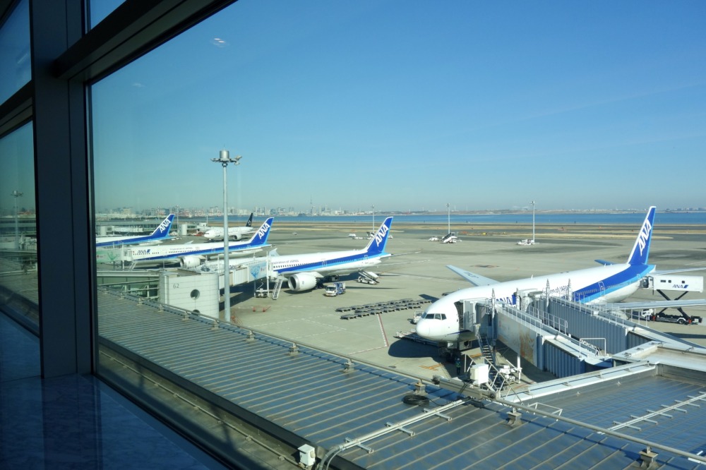 羽田空港国内線ANAスイートラウンジ訪問記・窓からの眺め