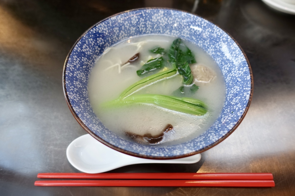 W上海　 The Kitchen Table　朝食ブッフェ　中華麺