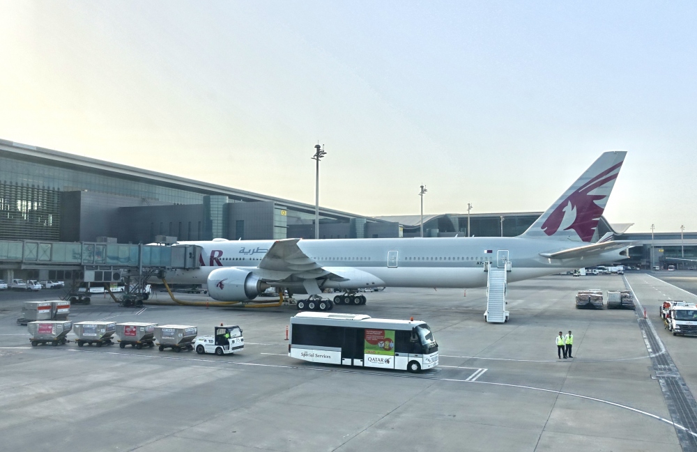 ドーハ国際空港に駐機するカタール機