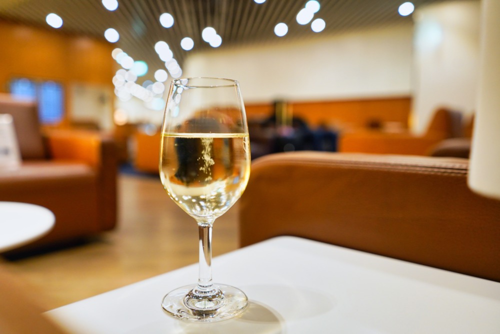 フランクフルト国際空港・セネターラウンジA・スパークリングワイン