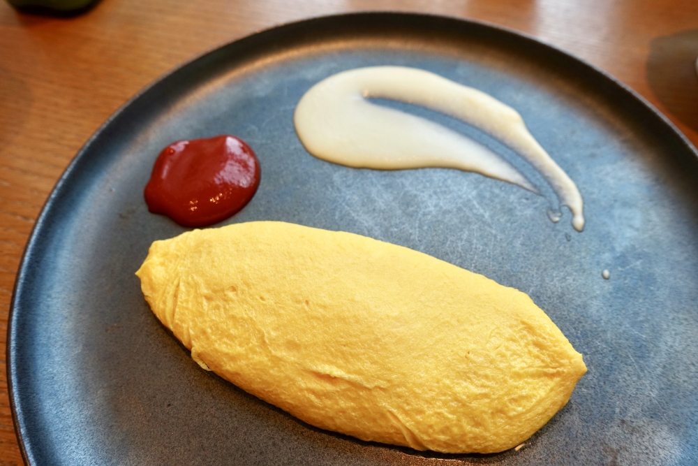ザ・プリンスギャラリー東京紀尾井町オアシスガーデン朝食チーズオムレツ