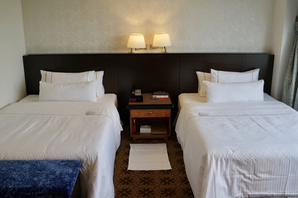 ウェスティンホテル大阪ジュニアスイートのベッド