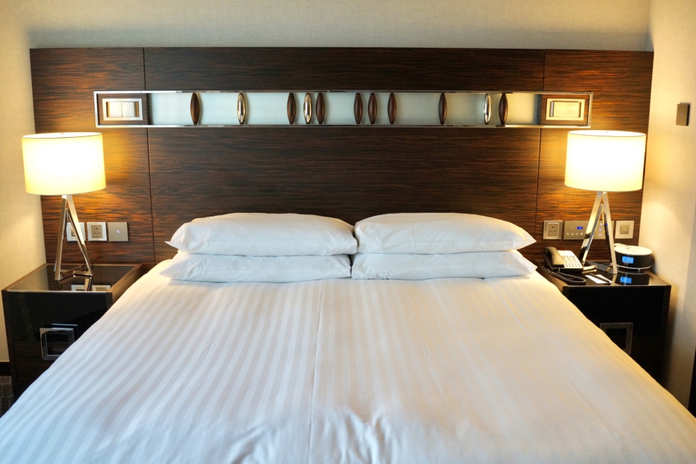 香港スカイシティ・マリオット・ホテルのスイートルーム/ベッドルーム