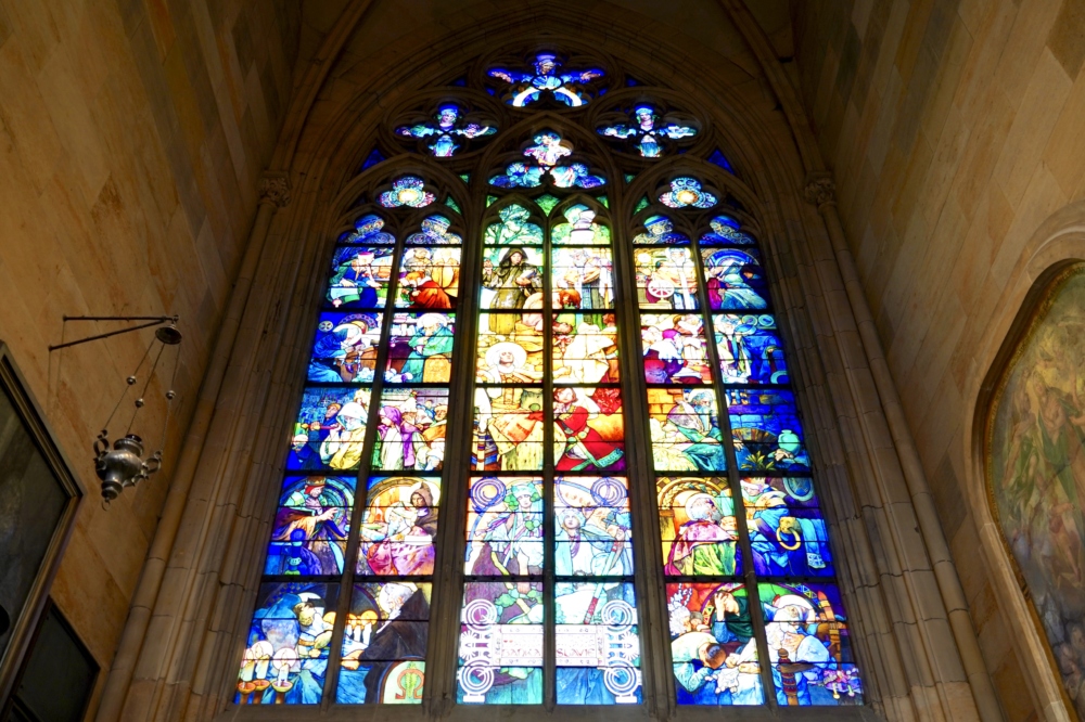 聖ヴィート教会・ミュシャ作のステンドグラス
