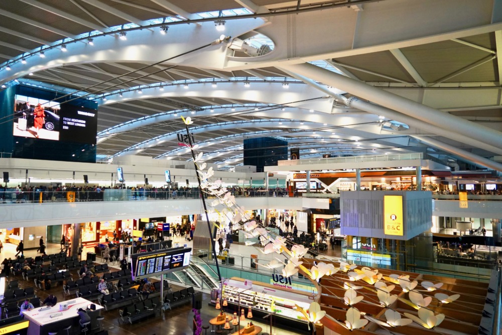 ロンドン・ヒースロー空港・ターミナル5・コンコルドルーム・テラス席からの眺め