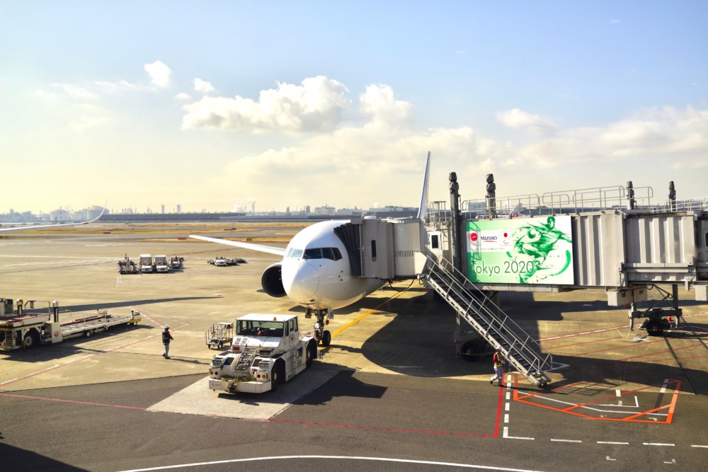 羽田空港B767-300