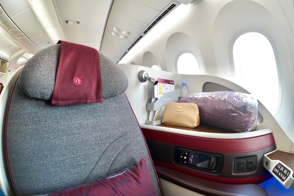 カタール航空ドーハ初リスボン行き・ビジネスクラス・2Aの座席部分