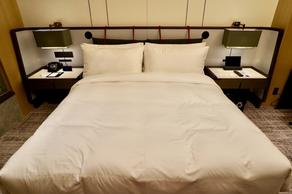 メズム東京宿泊記・チャプター2・ベッドは一台
