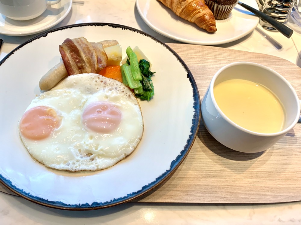 アロフト東京銀座・プラチナ特典・朝食・目玉焼き