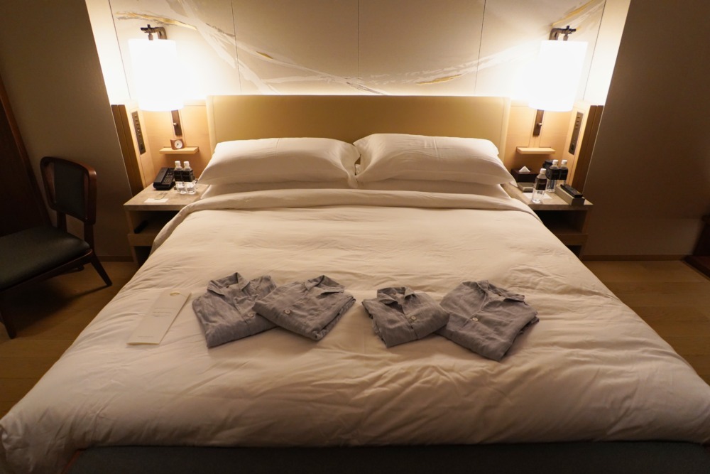HOTEL THE MITSUI KYOTO宿泊記・ターンダウンサービスの後のベッド