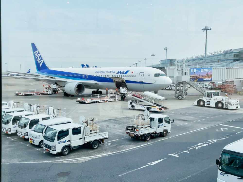 札幌新千歳空港ANAラウンジ訪問記・駐機場の眺め