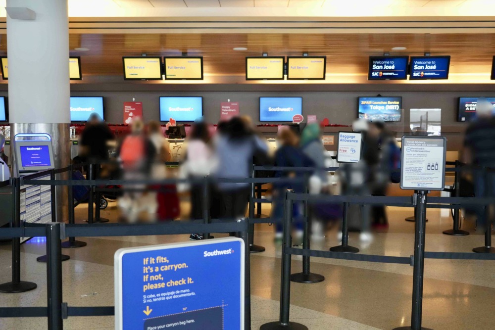 サンノゼ国際空港ターミナルBサウスウエスト航空のチェックインカウンター