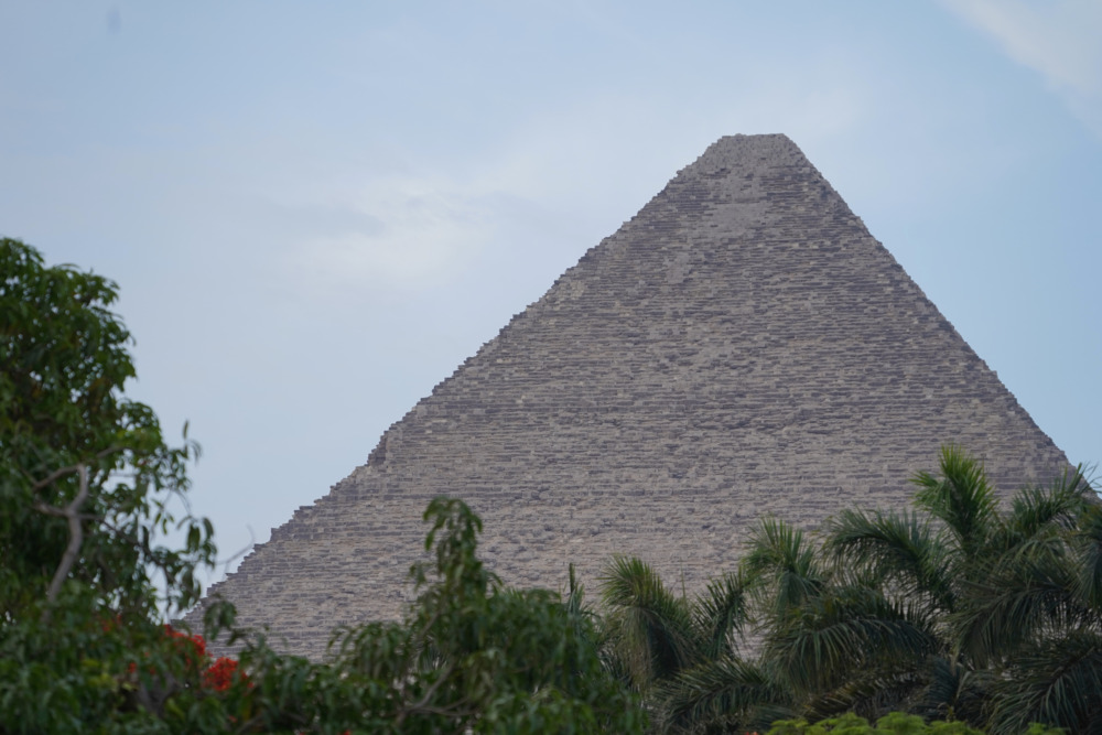エジプト・メナハウスマリオット宿泊記・バルコニーからのピラミッド夕方