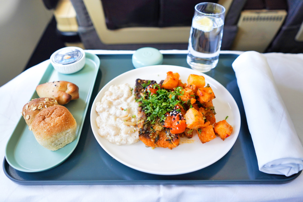 エティハド航空ビジネスクラス搭乗記・機内食